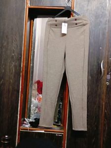 🔥BRAND NEW  skinny Fit Pants From LIFESTYLE🔥