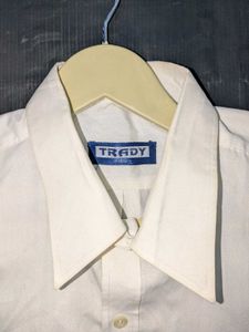 Trady White Men’s Shirt – Size M | USED