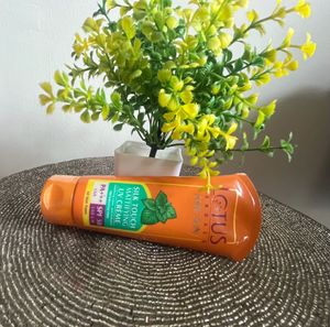 Lotus Herbals Safe Sun SPF 50