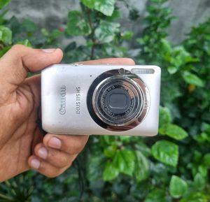 Canon IXS 115 Camera