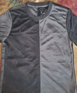 Nike Dri-Fit Two-Tone Black & Grey T Shirt