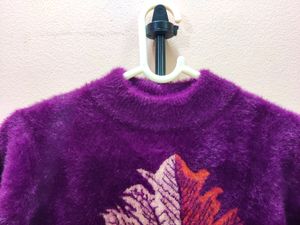 womens imported purple fuzzy sweater/sweatshirt
