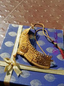 Necklace With Adjustable Rope