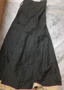 elegant black ethnic skirt