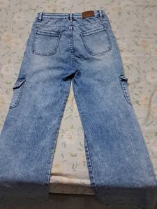 Wide Leg Cargo Jeans