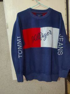 Sweatshirt (Winter Wear)