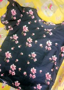 A Top , With Beautiful Floral Peach Colour Design
