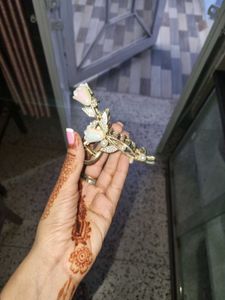 Korean Golden N Pink Tulip Hair Clutcher