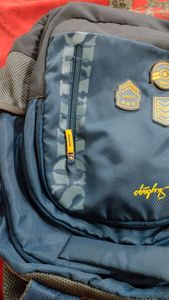 New Skybags backpack with raincover