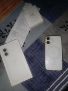 iPhone 16 - Excellent Condition!