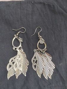 Silver Shine Earring With Stone