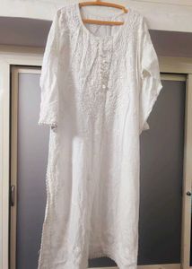 White Lucknowi Chicken Kari Kurta Set