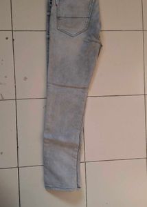 Light Wash Denim Jeans