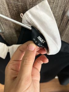 Black Collar Tshirt