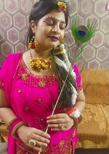 RANI COLOUR WITH DARK STONE WORK Lancha