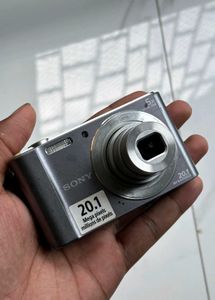 Sony cybershot DSC-W810