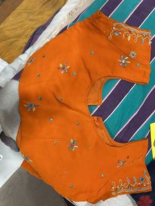 Used Saree Blaues Brest 28 Size