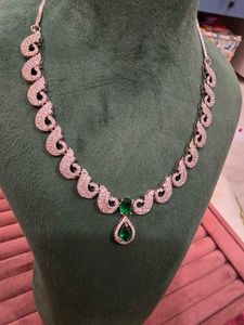 Zircon Green Stone Necklace Set