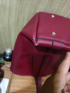 Guess Naya Women Burgundy Tote Bag