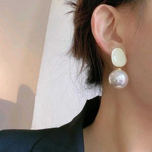 Black Pearl Stud Earrings