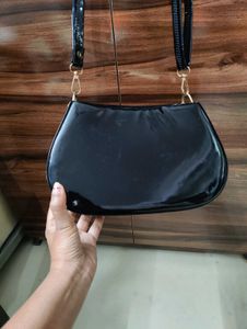 Elegant Black Shoulder Bag