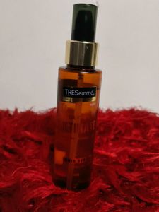 TRESemme Gloss Ultimate Ultra Shine Hair Serum