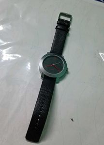 FASTRACK QUARTZ ANALOG BLACK LEATHER STRAP WATCH