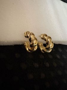 Beautiful Gold  Earrings