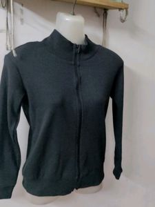 Sweater Or Zipper For Girls