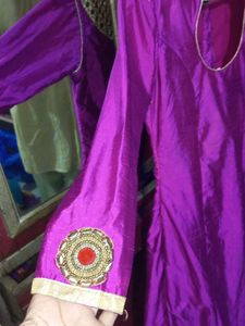 MIDDLE CUT STYLE ANARKALI 😍