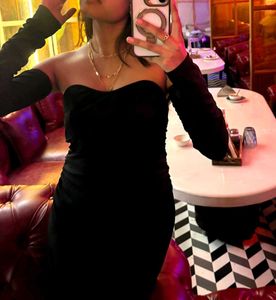 Sweetheart Neck Bodycon Mini Dress