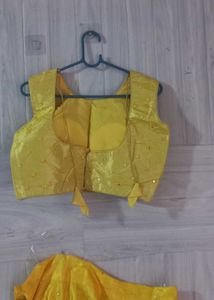 Haldi Choli