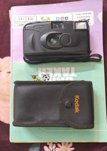 Kodak KB10 35mm film camera With Pouch Case