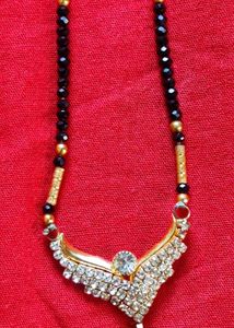Short Mala With Crystal Stone Finish