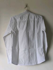 Shirt in Chain style