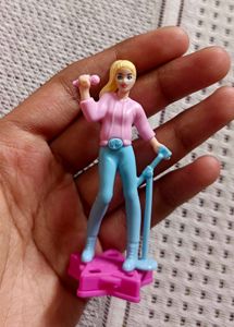 BARBIE Mini Figurine with Flower Ring 💍❤