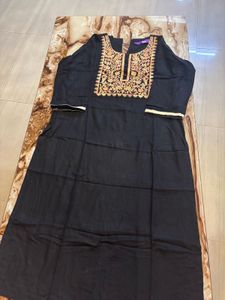 Elegant Embroidered Kurta