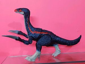 Mattel Jurassic World Slash N Roar Dinosaur