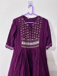 Elegant Purple Embroidered long Kurta size M