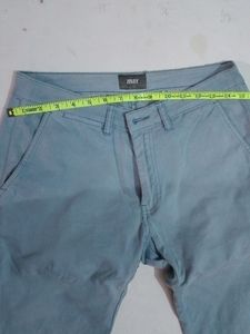 Chinos