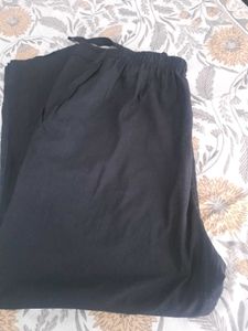 White  And Black Casual Pants