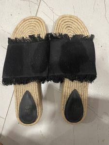 Final Call - H&M Cute Black Fringed Sandals