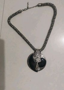 Party Wear Neckpiece