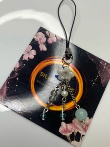 fancy phone charm