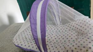 Superminis Foldable Bedding Set with mosquito net.