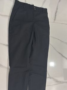 H&amp;M PANTS SIZE -24