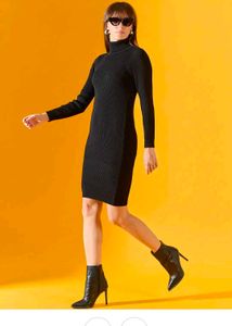 Black knit bodycon dress 👗