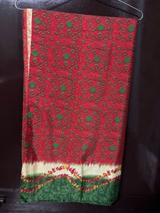 Red & Green Bandhani Saree