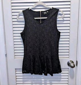 Y2k Black Sleeveless top 🖤