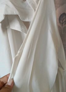 A Very Elegant White Coloured Top ✨🤍